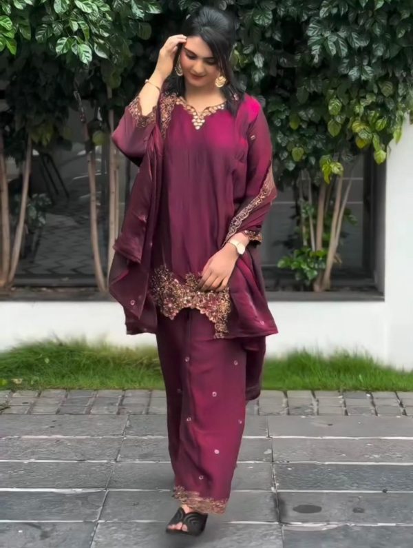 SHREE HARI SR 1674 D DESIGNER SALWAR SUITS
