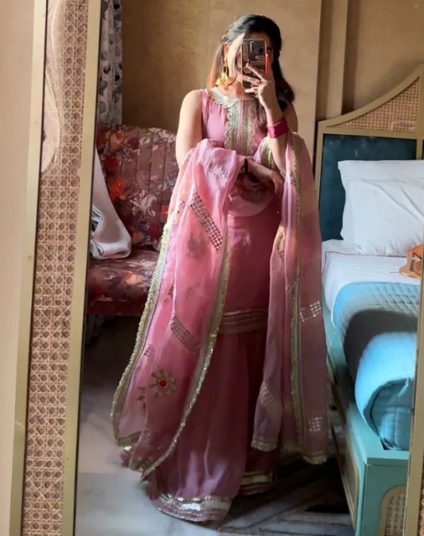 SHREE HARI SRK 5282 DESIGNER SHARARA SUITS WHOLESALE