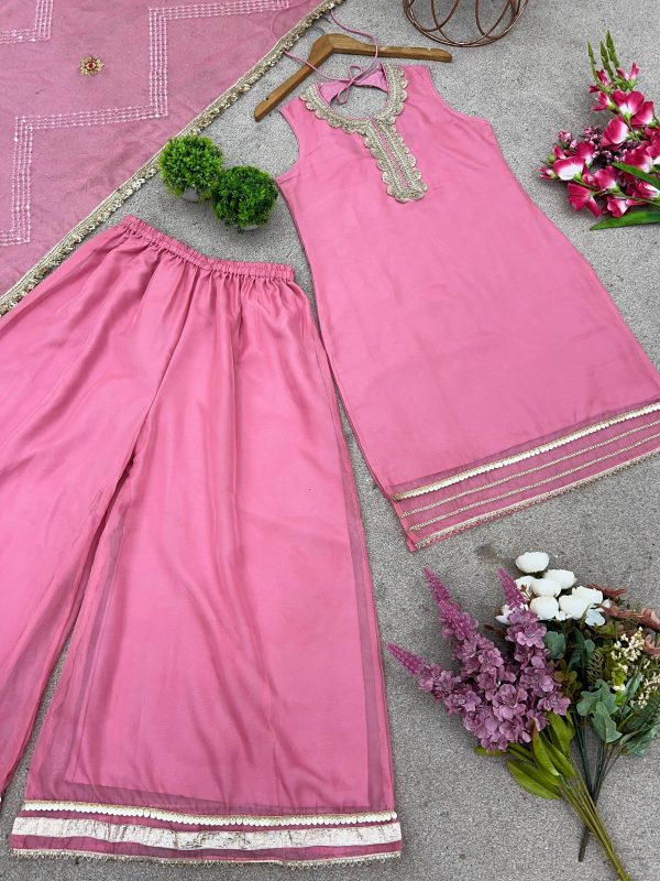 SHREE HARI SRK 5282 DESIGNER SHARARA SUITS WHOLESALE