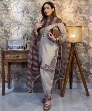 SHREE HARI ZSR 3127 TRENDING FARSHI SUITS ONLINE