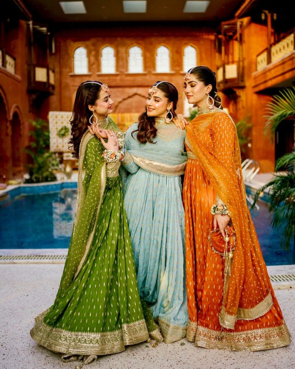 AAROHI DESIGNER PD 1111 C D E PARTY WEAR GOWN