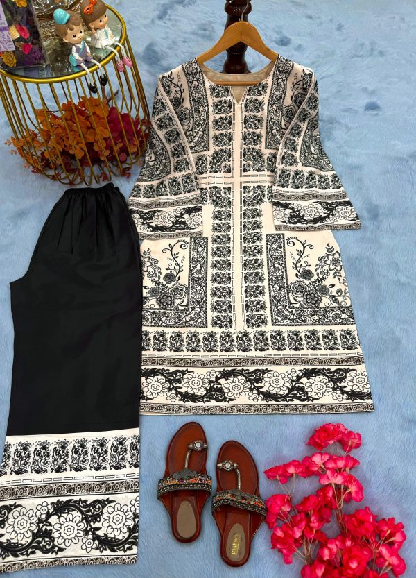 AAROHI DESIGNER PD 1123 B TRENDING CORD SET