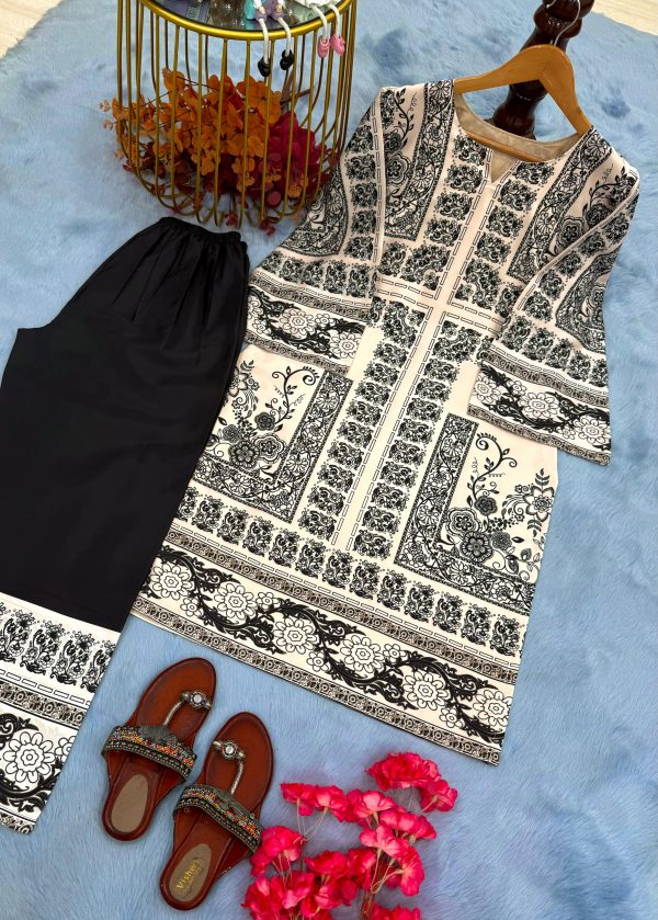 AAROHI DESIGNER PD 1123 B TRENDING CORD SET