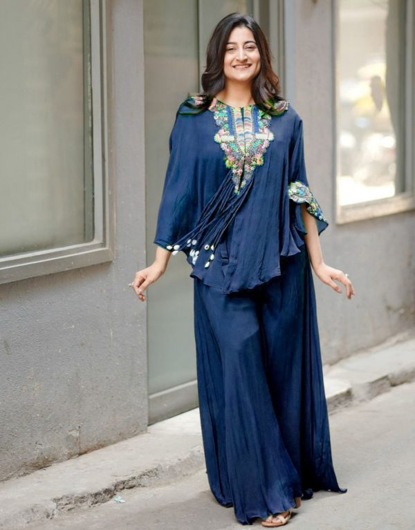BE 349 C TRENDY THREE PIECE INDO WESTERN COLLETION