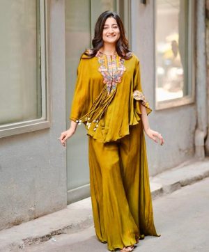 BE 349 D TRENDY THREE PIECE INDO WESTERN COLLETION