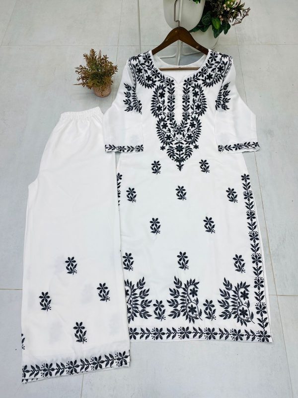 BE 376 DESIGNER AND RUNNING WEAR KURTA PLAZZO