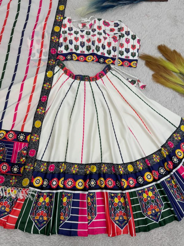 HK 1817 DESIGNER NAVRATRI SPECIAL LEHENGA CHOLI