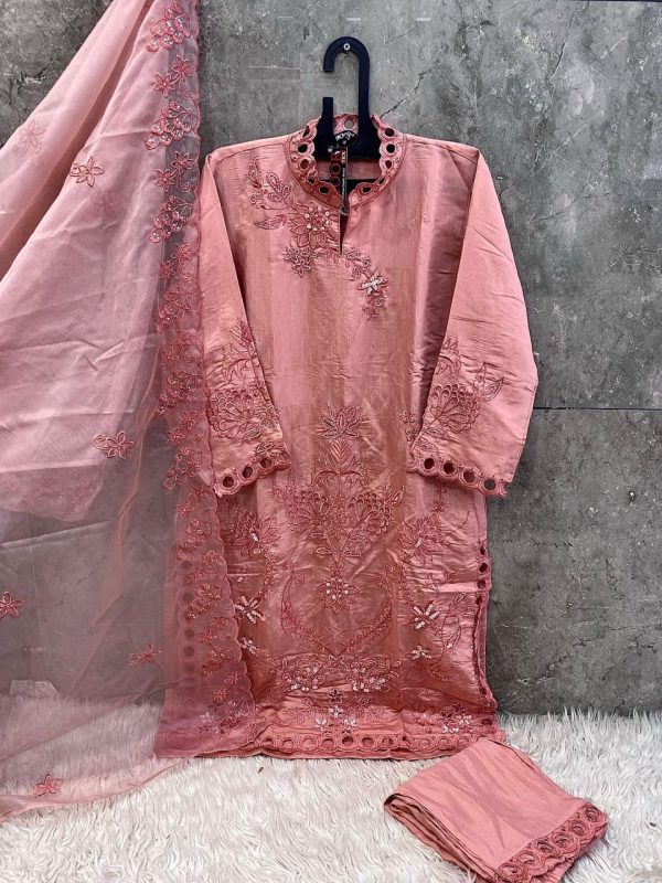 HOOR TEX HF 135 C READYAMDE PAKISTANI SUITS