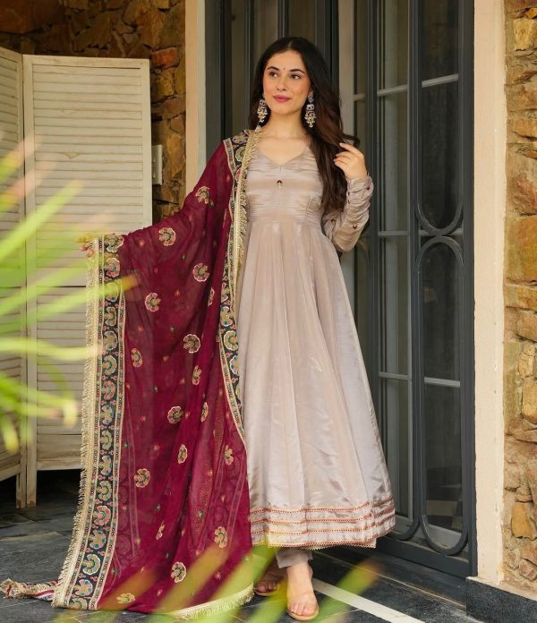 JAL FASHION JF 021 TRENDING DESIGNER GOWN