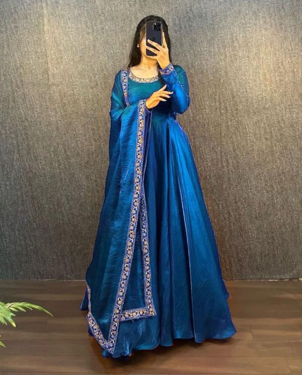 KALEESHA FAB YD 023 C EXCLUSIVE PARTY WEAR GOWN