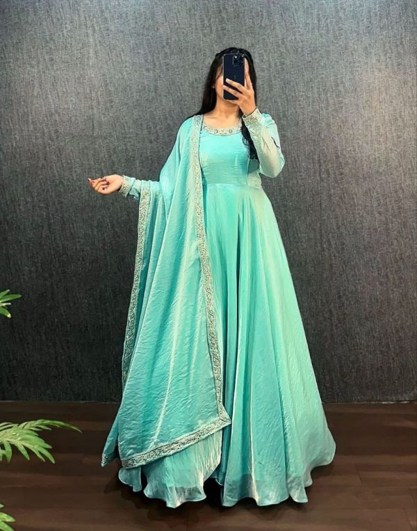 KALEESHA FAB YD 023 D EXCLUSIVE PARTY WEAR GOWN