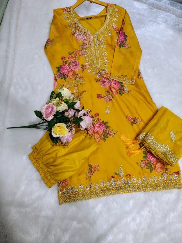 KALEESHA FAB YD 024 READYMADE PARTY WEAR SUITS