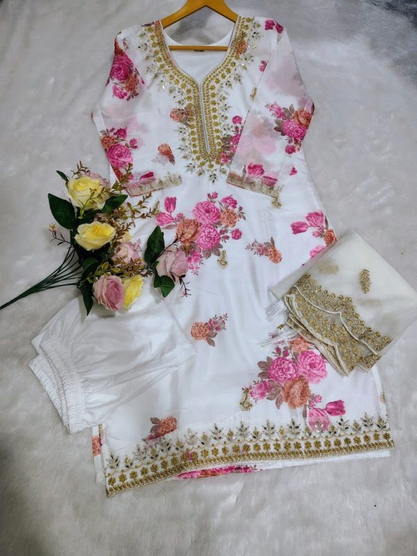 KALEESHA FAB YD 024 READYMADE PARTY WEAR SUITS