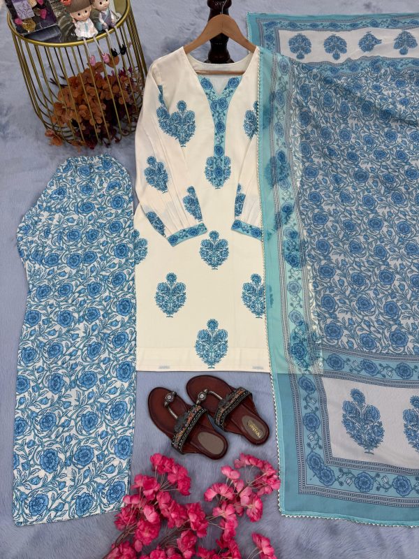 LADY LOOK 012 A TRENDING FARSHI PLAZZO CORD SET