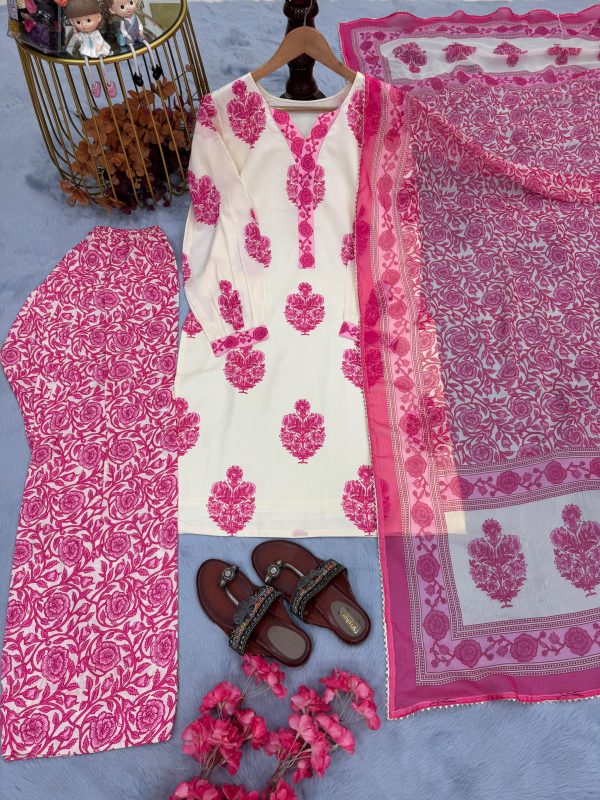LADY LOOK 012 D TRENDING FARSHI PLAZZO CORD SET