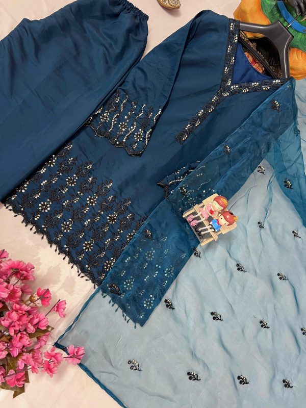 LC 1378 TRENDING PLAZZO SUITS WHOLESALE