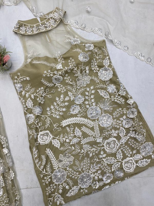 LG 1945 F TRENDING HULTER NECK KURTA AND PLAZZO SET