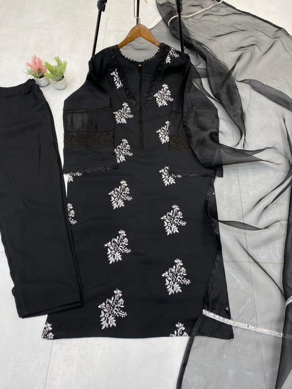 LG 1951 D DESIGNER WEAR EXCLUSIVE SUIT IN ROMAN SILK