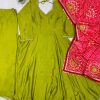 LG 1970 B DESIGNER AND ELEGANCE GOWN IN THREE PIECE