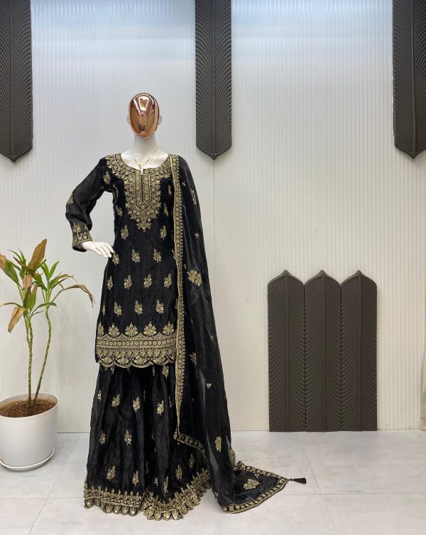 LG 1975 DESIGNER AND ELEGANCE PLEATED PLAZZO SUIT
