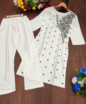 MF 501 READYMADE RAYON KURTI WHOLESALE