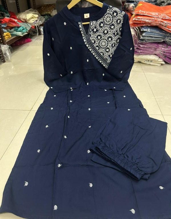 MF 501 READYMADE RAYON KURTI WHOLESALE