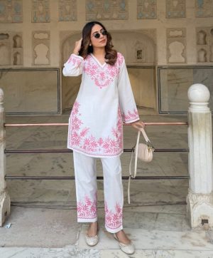 MURTI TRENDS LILAN FULL EMBROIDERY KURTI SET