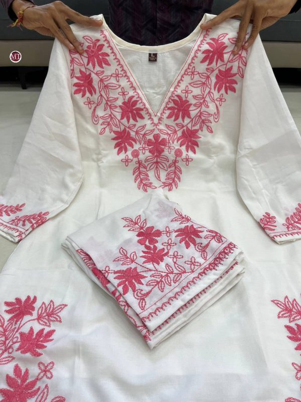 MURTI TRENDS LILAN FULL EMBROIDERY KURTI SET