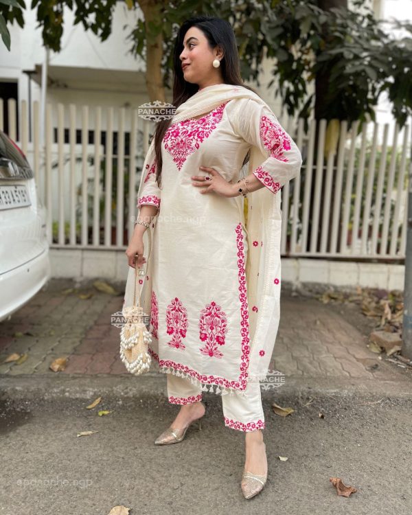 MURTI TRENDS SPECIAL FULL EMBROIDERY KURTI SET