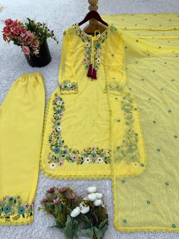 SHREE HARI NSR 862 C TRENDING SALWAR SUITS ONLINE