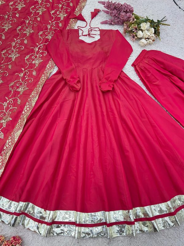 SHREE HARI SRK 5289 DESIGNER GOWN WHOLESALE