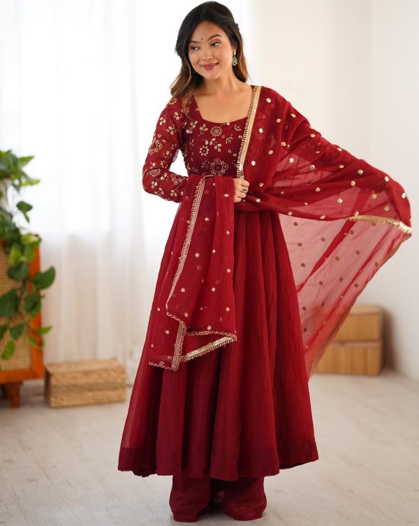 SHREE HARI SRK 5290 DESIGNER GOWN WHOLESALE