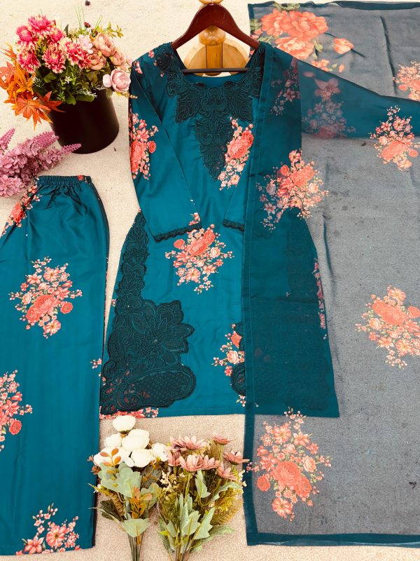 SHREE HARI SSR 520 TRENDING DIGITAL PRINTED SUITS