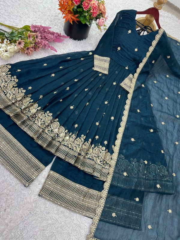 SHREE HARI SSR 521 B TRENDING READY TO WEAR SUITS