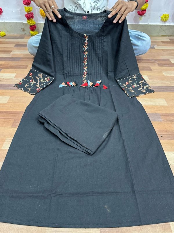 SHRUTI CREATION COTTON EMBROIDERED WORK KURTI