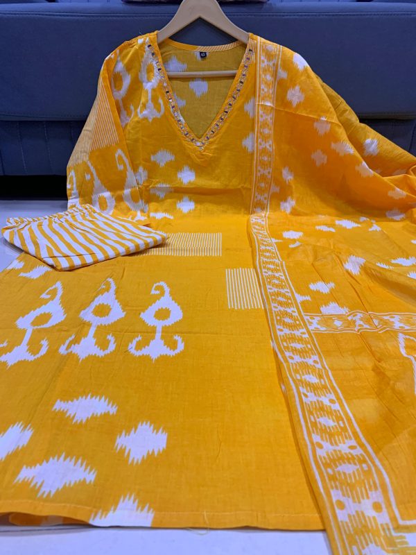 SHRUTI CREATION COTTON MIRROR WORK KURTI