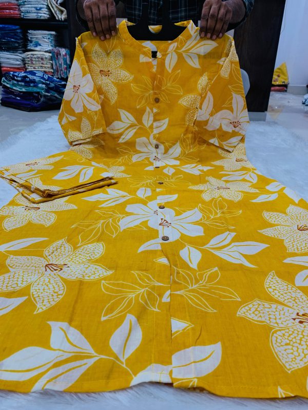 SHRUTI CREATION COTTON STYLISH COTTON KURTI SET