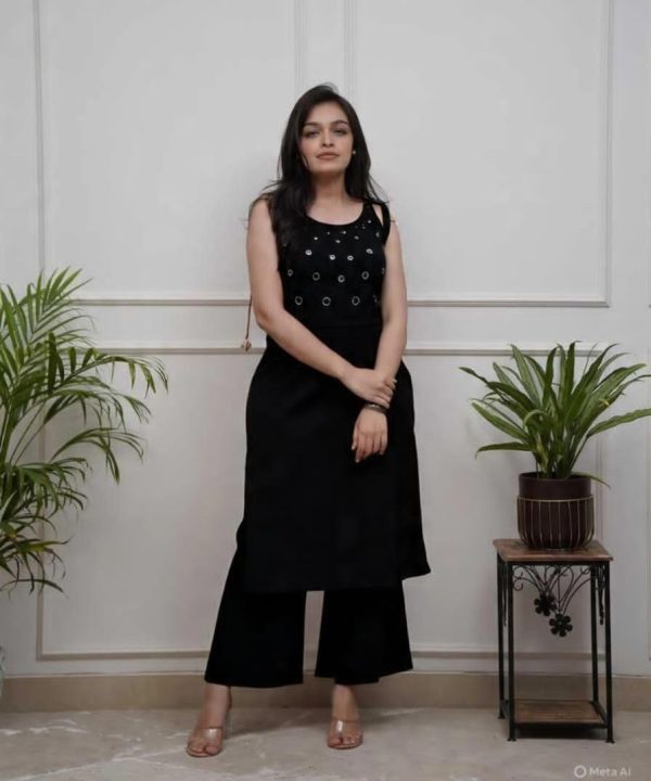 SHRUTI CREATION SLUB COTTON SPAGHETTI SUITS