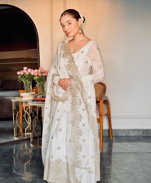 WOMEN WASTRA FD 121 DESIGNER GOWN MANUFACTURER