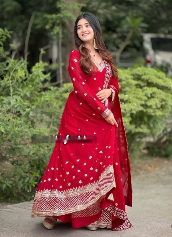 WOMEN WASTRA FD 148 A B DESIGNER GOWN ONLINE