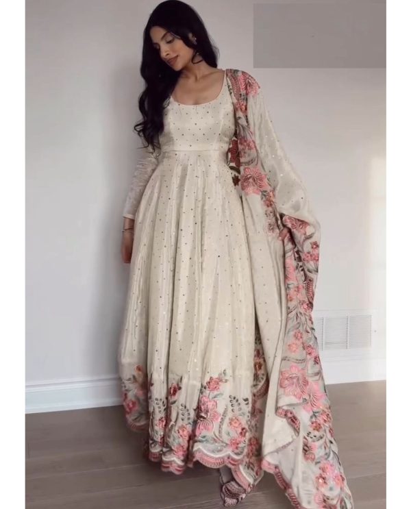 WOMEN WASTRA SD 116 DESIGNER GOWN ONLINE