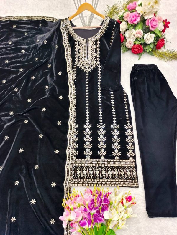 WOMEN WASTRA WW 1135 READY TO WEAR SALWAR SUITS