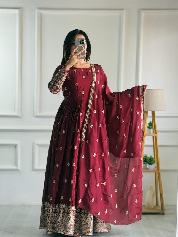 WOMEN WASTRA WW 1205 DESIGNER GOWN WHOLESALE