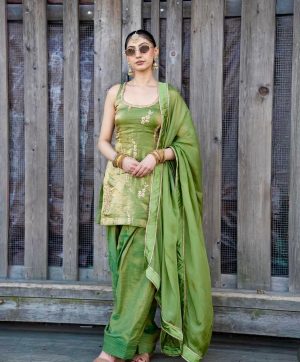 WOMEN WASTRA WW 1212 A DESIGNER FARSHI SUITS