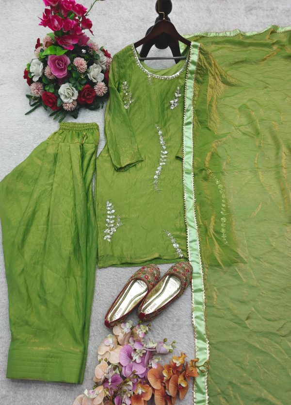 WOMEN WASTRA WW 1212 A DESIGNER FARSHI SUITS