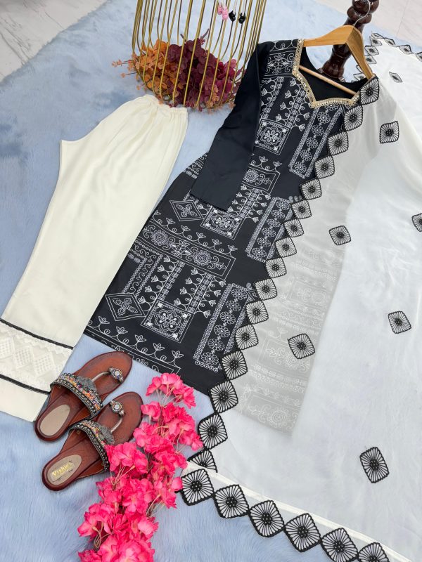 AAROHI DESIGNER PD 1064 FESTIVAL COLLECTION SUITS
