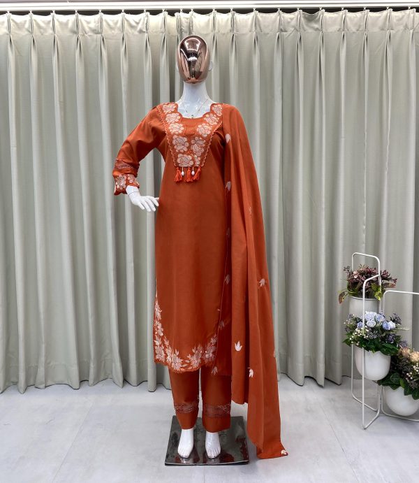 BE 385 DESIGNER RAYON SLUB COTTON SUITS WHOLESALE