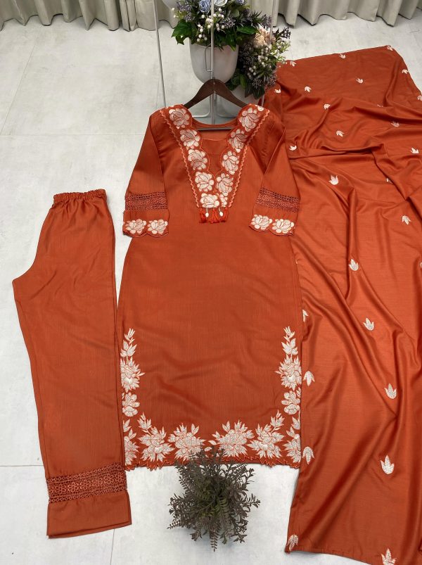 BE 385 DESIGNER RAYON SLUB COTTON SUITS WHOLESALE