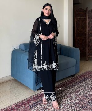 DHANI BOUTIQUE DB 010 DESIGNER PLAZZO SUITS ONLINE