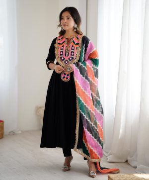 DHARMI DESIGNER DD 1003 C TRENDING GOWN WHOLESALE